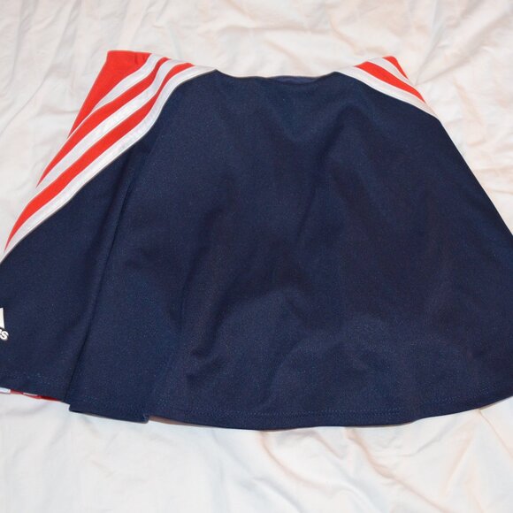 Kids Adidas Golf Skirt - Picture 2 of 3